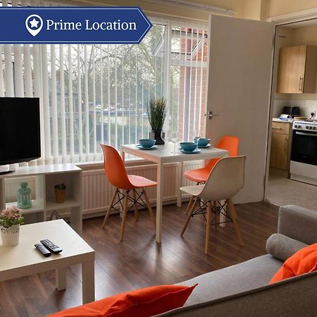 Conveniently Situated 1Bed Apt In Stretford Apartman Manchester Kültér fotó