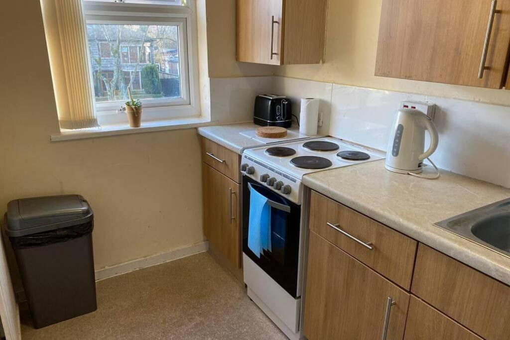 Conveniently Situated 1Bed Apt In Stretford Apartman Manchester Kültér fotó